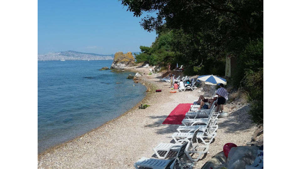 Burgazada Düşler Sahili